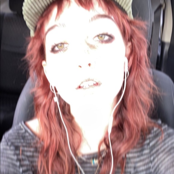 Meet your Posher, Chloe - Picture 1 of 1